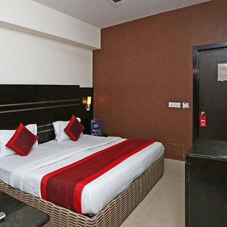 Oyo 13541 Otani Hotel Delhi  Exterior photo